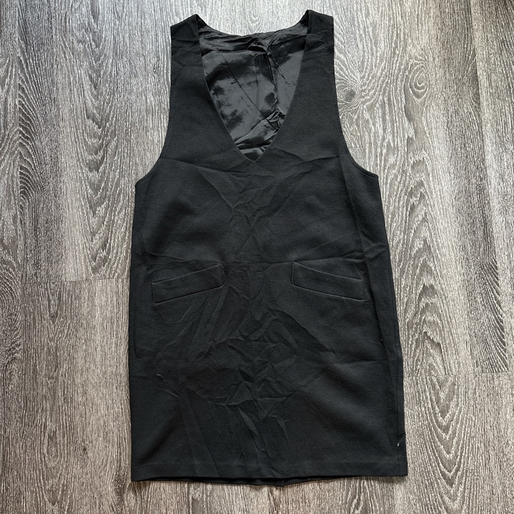 Vintage Sleeveless V-Neck Dress
